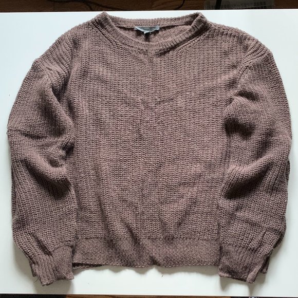 🌸 2/$20 American Eagle knit sweater - Picture 2 of 5